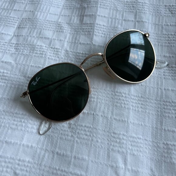 Ray-Ban Round Metal Sunglasses - Picture 2 of 4